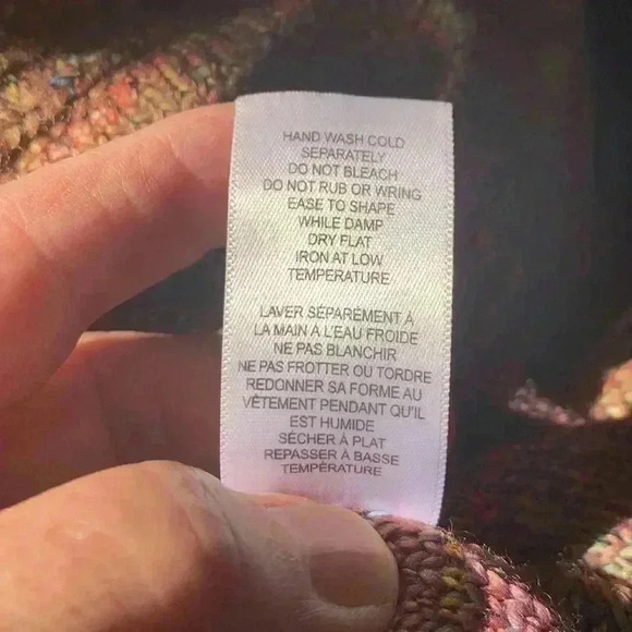 Cleo scoopneck, long sleeve, asymmetrical sweater with a gorgeous colour pallete - Picture 7 of 9